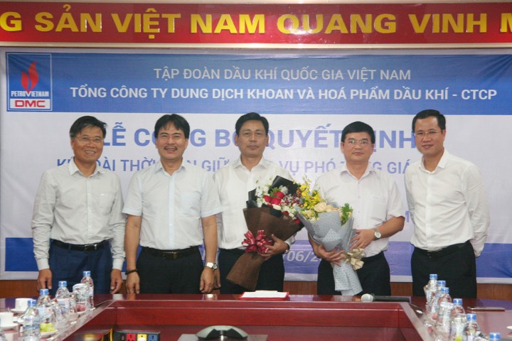 DMC tổ chức Lễ công bố và trao Quyết định kéo dài thời gian giữ chức vụ Phó Tổng Giám đốc và bổ nhiệm Phó Tổng Giám đốc mới.